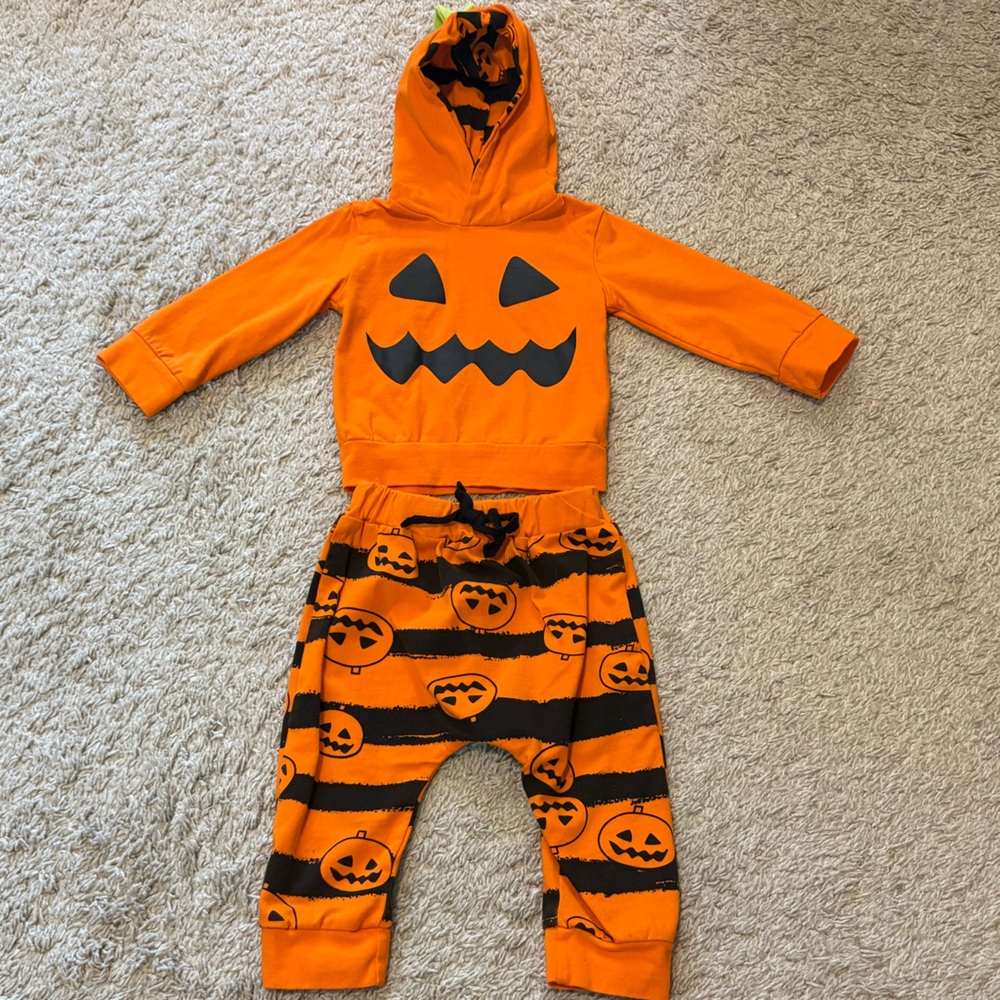 Jack-o’-lantern Hoodie and Pants Set